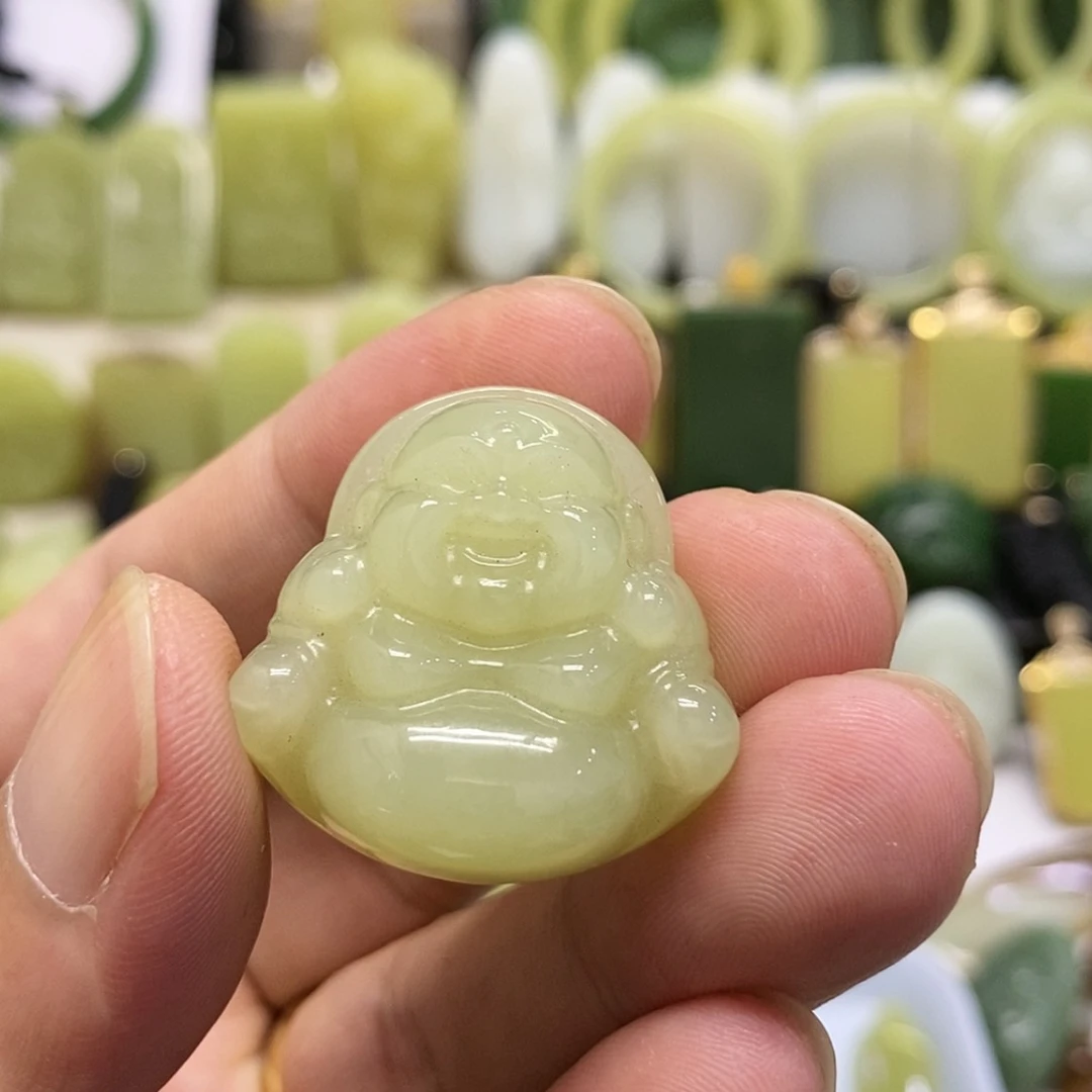 【闪购商品】颈饰未镶嵌和田玉金*