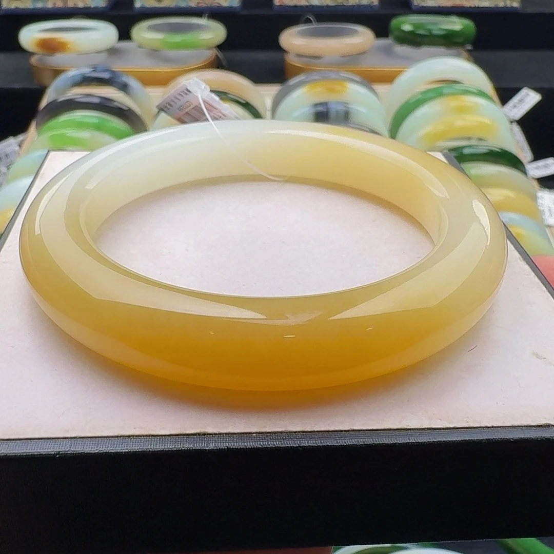 未镶嵌手镯和田玉62.9