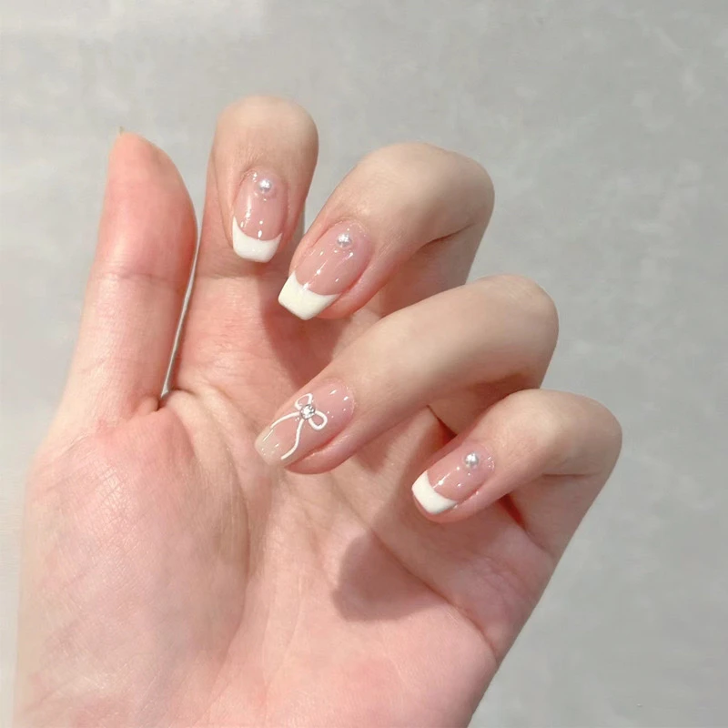61法式蝴蝶结珍珠美甲手工2025穿戴甲显白指甲贴片美甲穿戴美甲