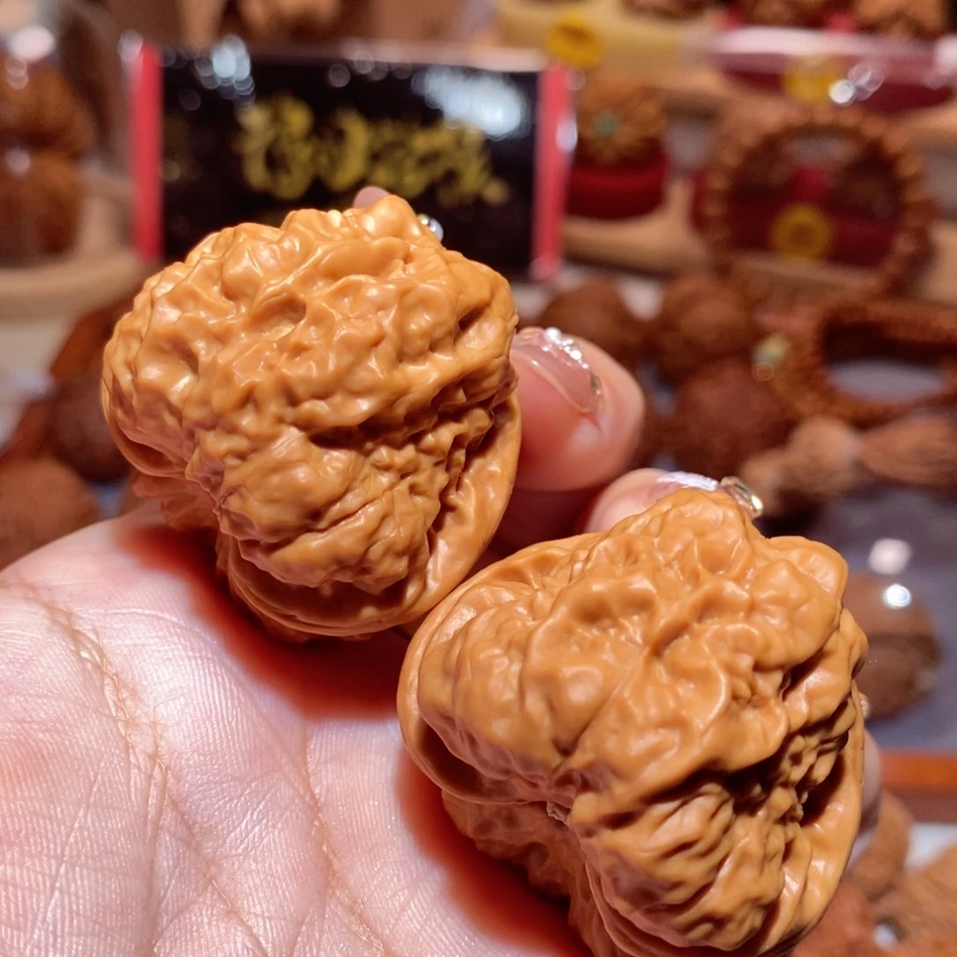 文玩核桃把件三角蛙