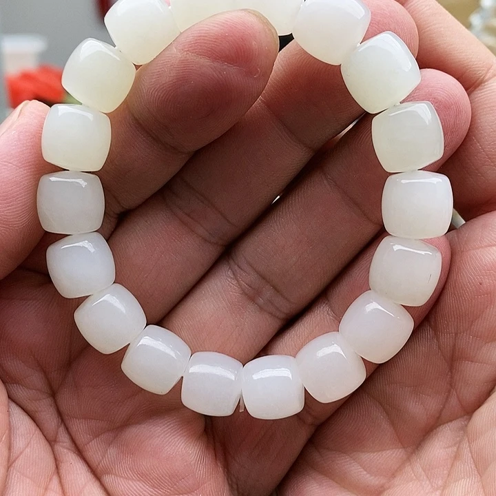 【闪购商品】未镶嵌手串和田玉12直切白