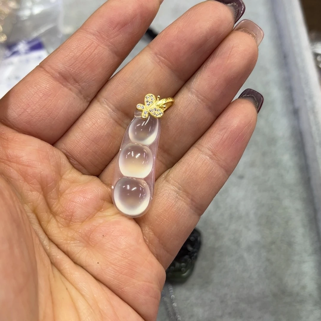 蛇纹石玉吊坠未镶嵌?****?