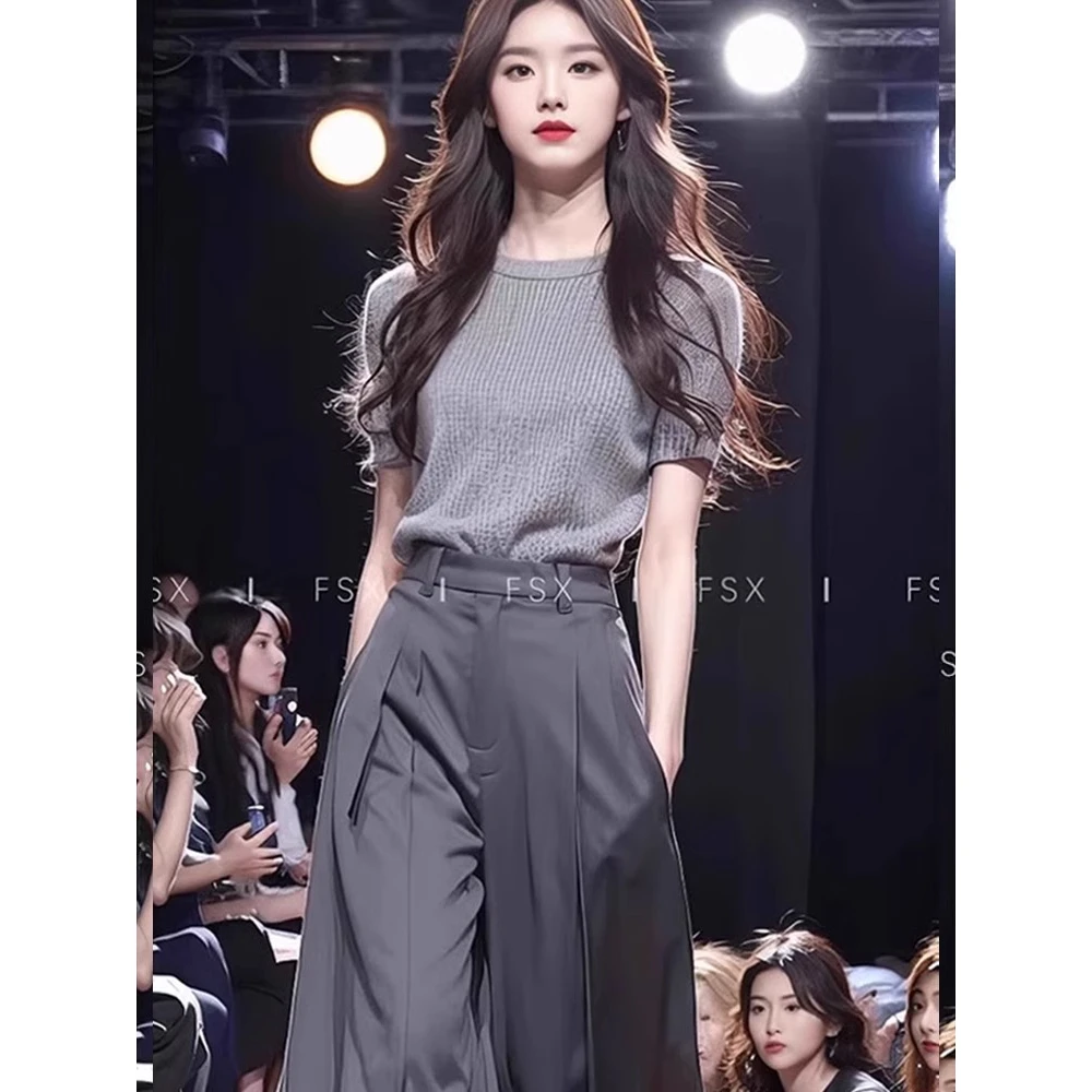 夏装搭配一整套2025春夏新款小众休闲灰色针织西装阔腿裤套装