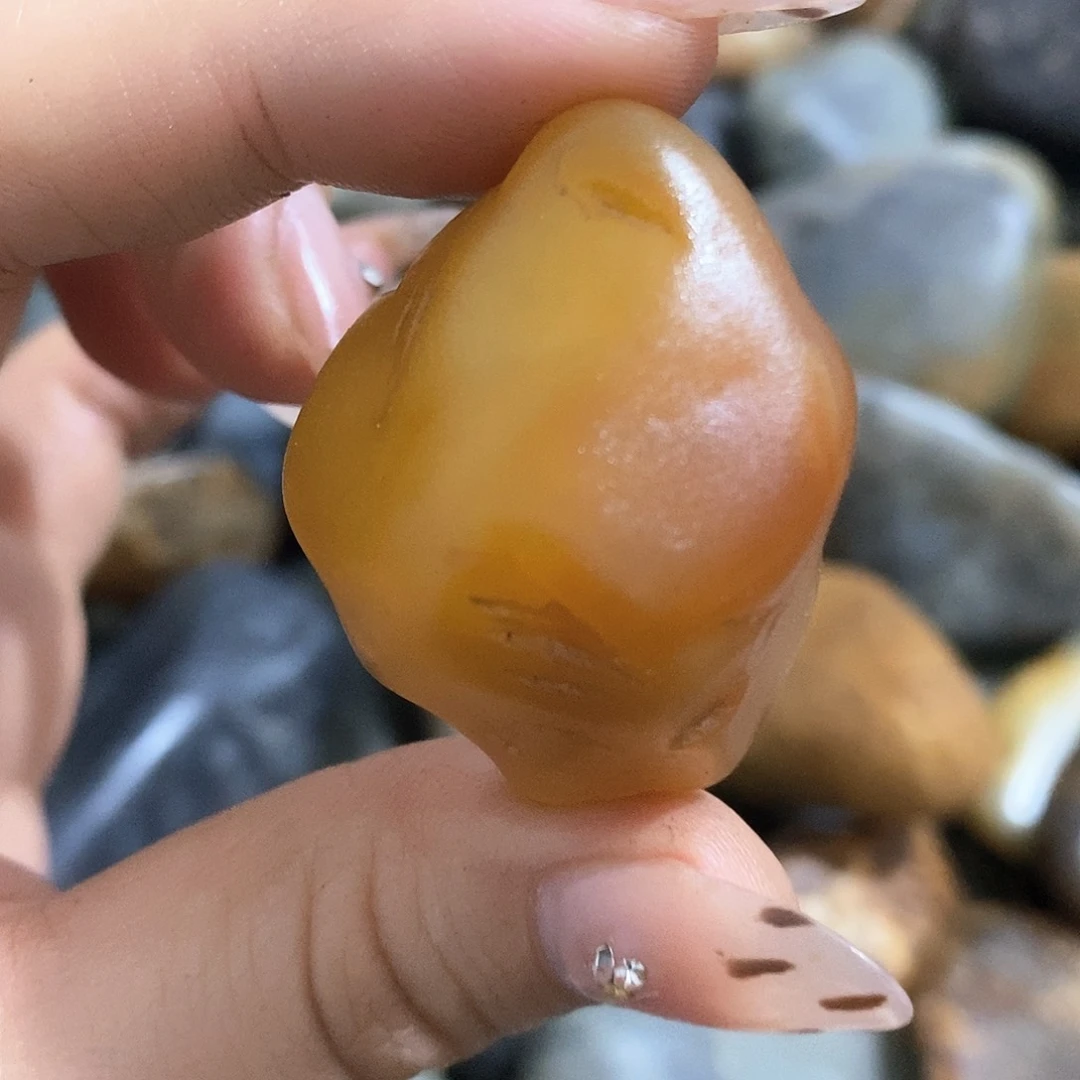 未镶嵌和田玉（糖玉）挂件