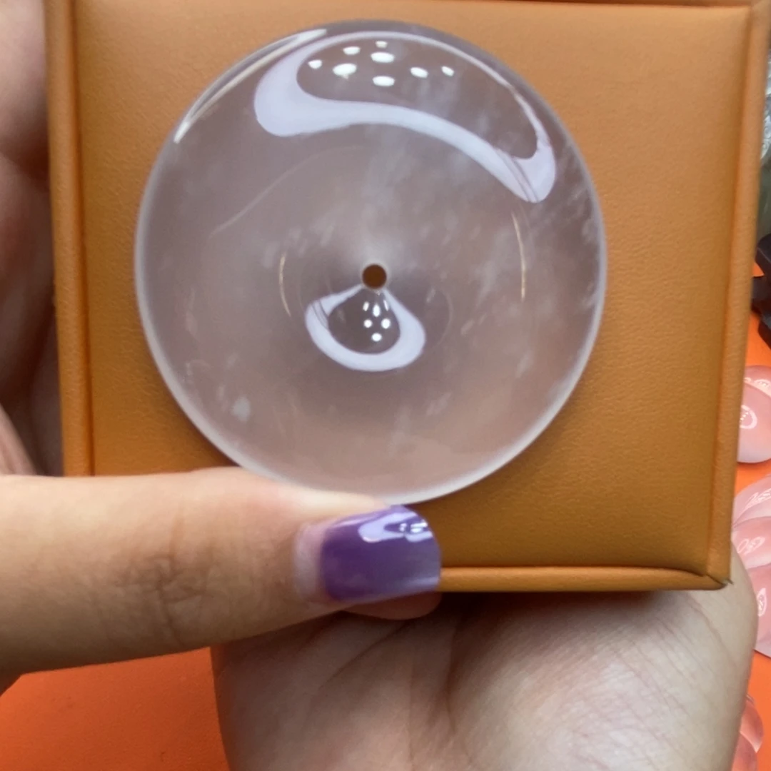 颈饰未镶嵌石英质玉