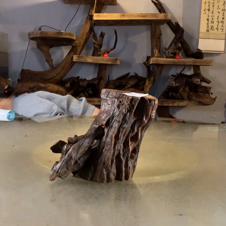 龙****天然的云南紫柚木会黄水