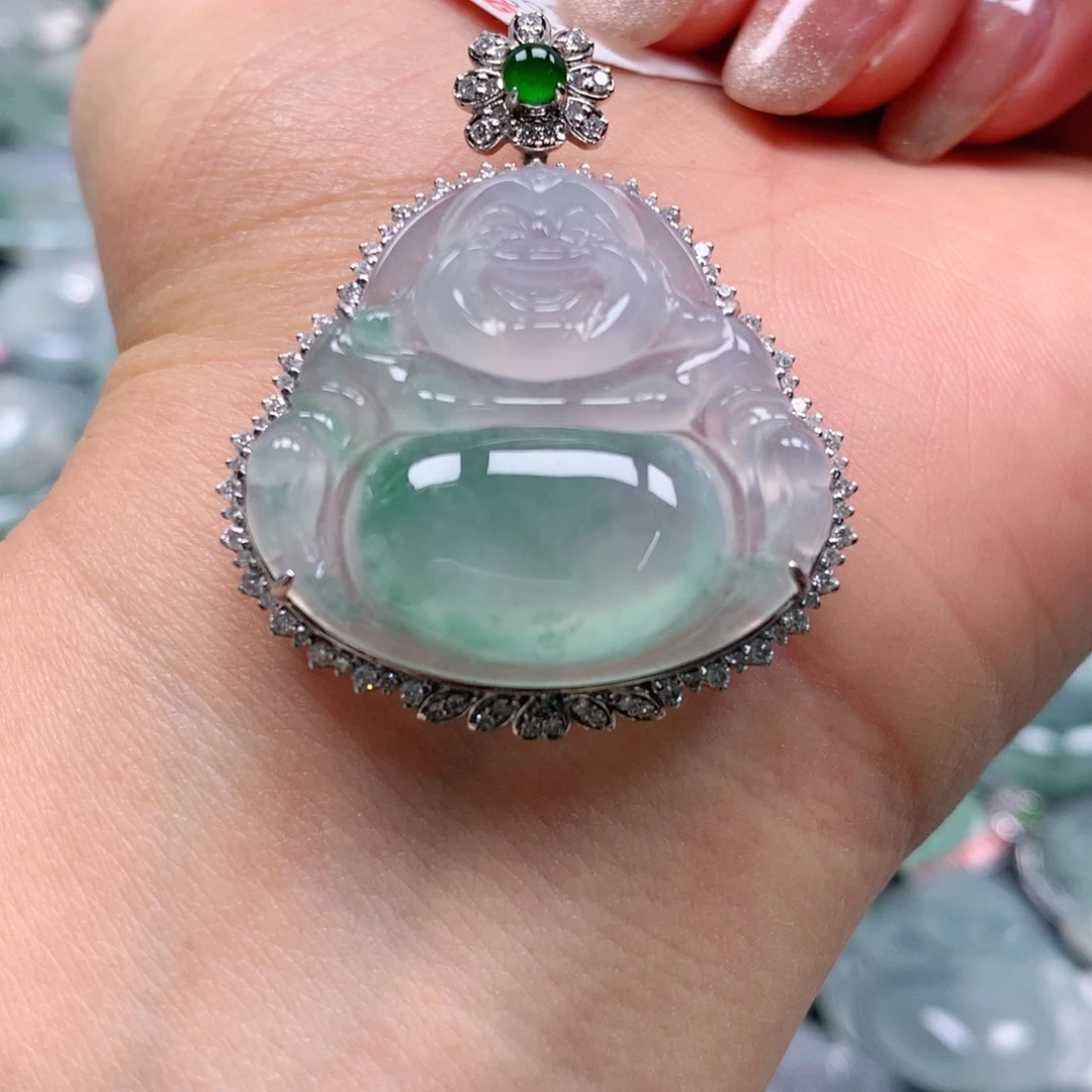 翡翠颈饰18K金镶嵌天然翡翠