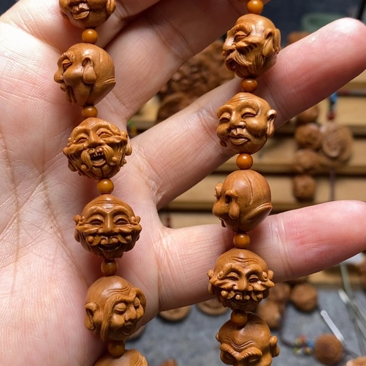 锟***、桃核手工雕刻殷派十八罗汉