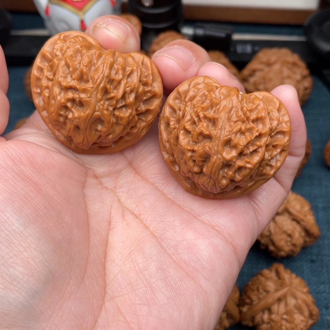 文玩核桃把件全品桃心宫灯41