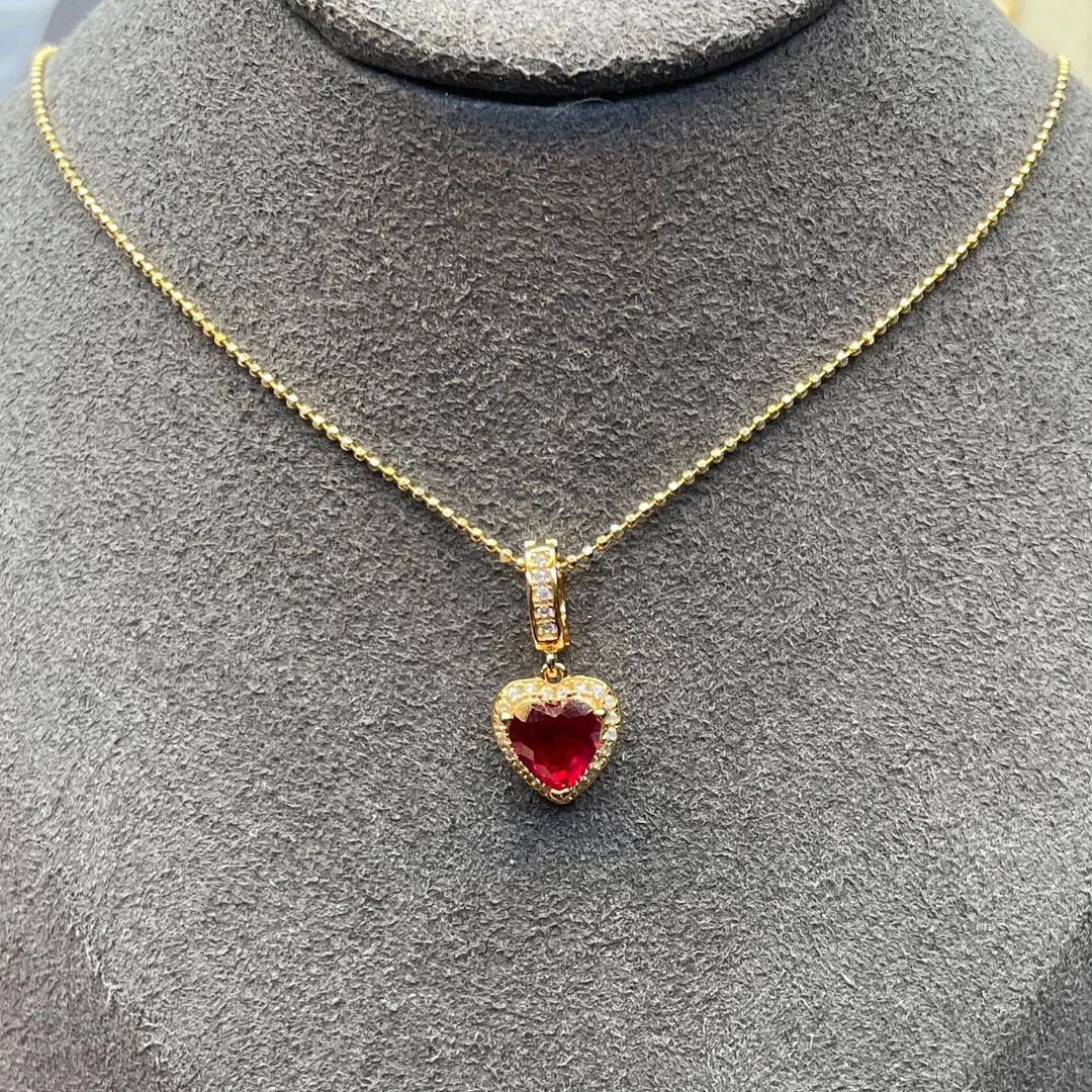 【Vivia】甄选 K枚红爱心万能扣项链1.0CT