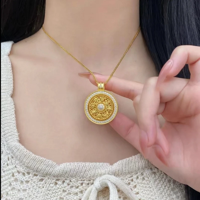 旋转八宝罗盘精致美观项链轻奢时尚复古