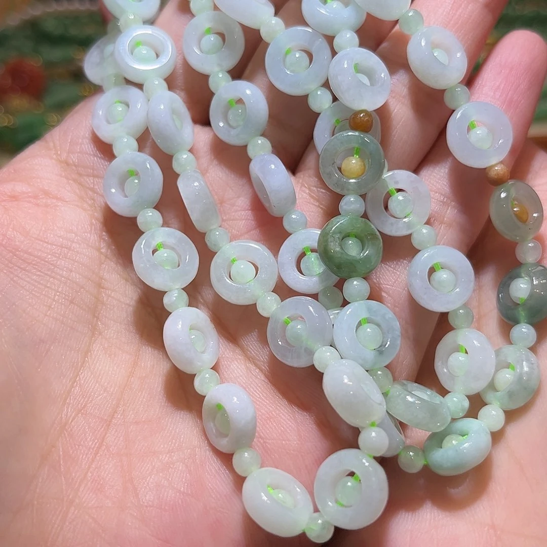 翡翠未镶嵌挂件翡翠