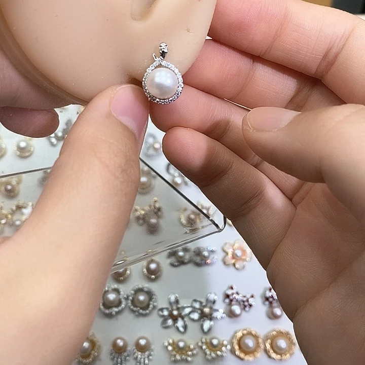 未镶嵌淡水珍珠耳饰