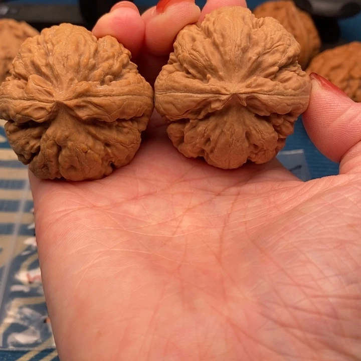 实****吊坠文玩核桃文玩核桃文玩核桃