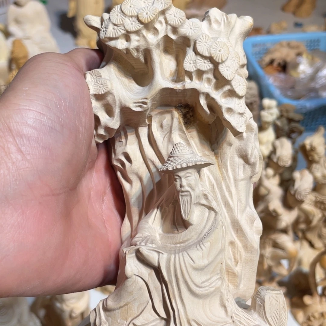 黄杨木瑕疵渔翁笔筒