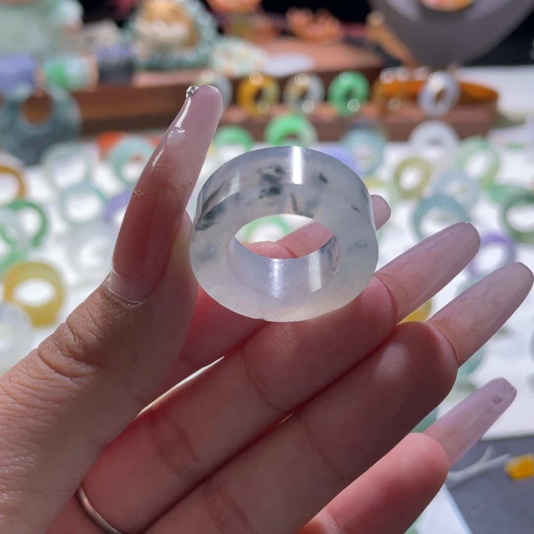 未镶嵌定制翡翠翡翠