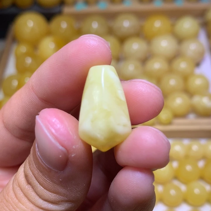 蜜蜡裸石未镶嵌天然俄料金白妖花蜜蜡三通12.7