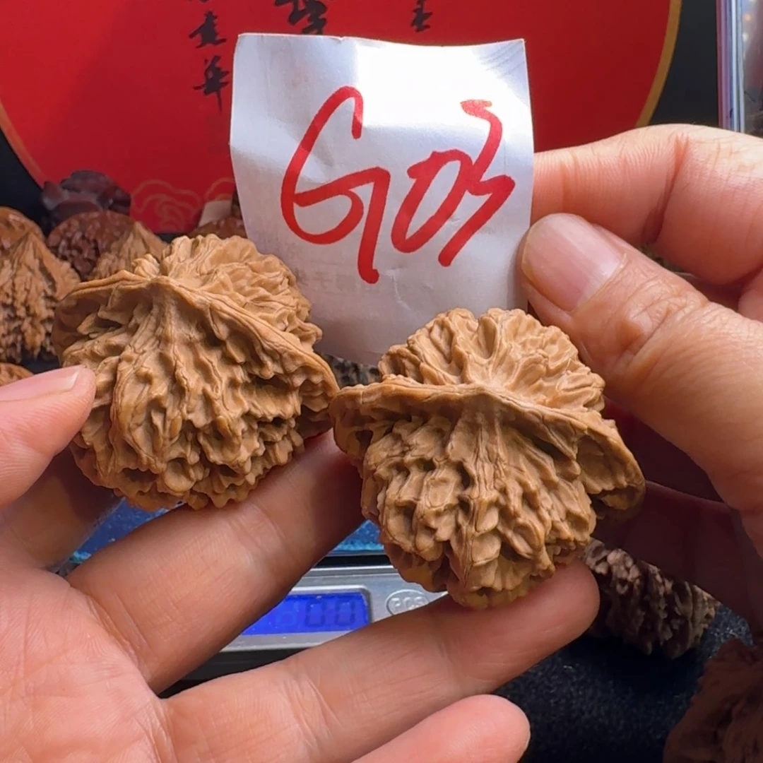 文玩核桃把件大龙文48