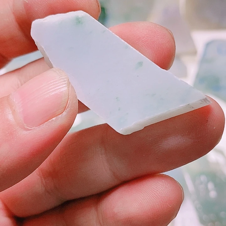 定制翡翠未镶嵌精**璃翡翠