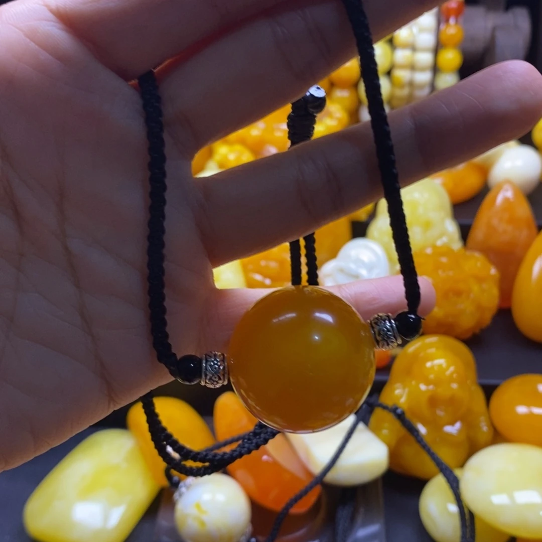 小***️非金属树脂全品无暇30老蜜飘花锁骨链
