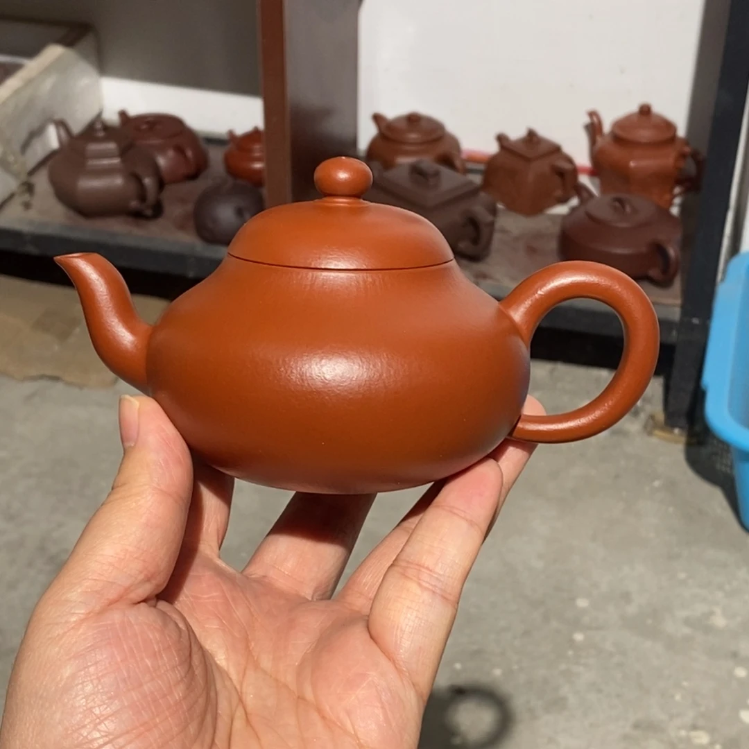 茶壶紫砂紫砂壶。紫砂壶。