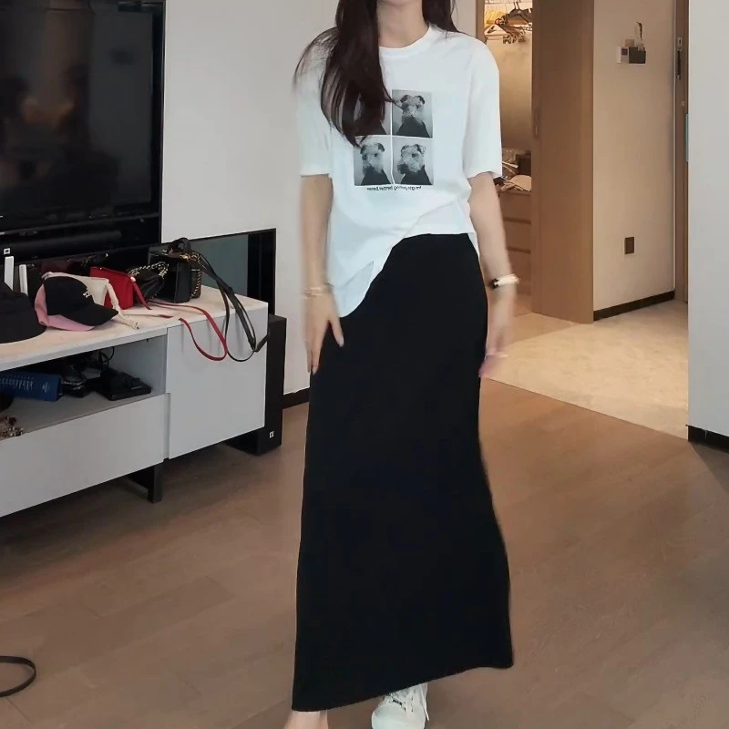 卡通印花新款减龄休闲百搭短袖T恤+开叉休闲宽松半身裙顺15078-