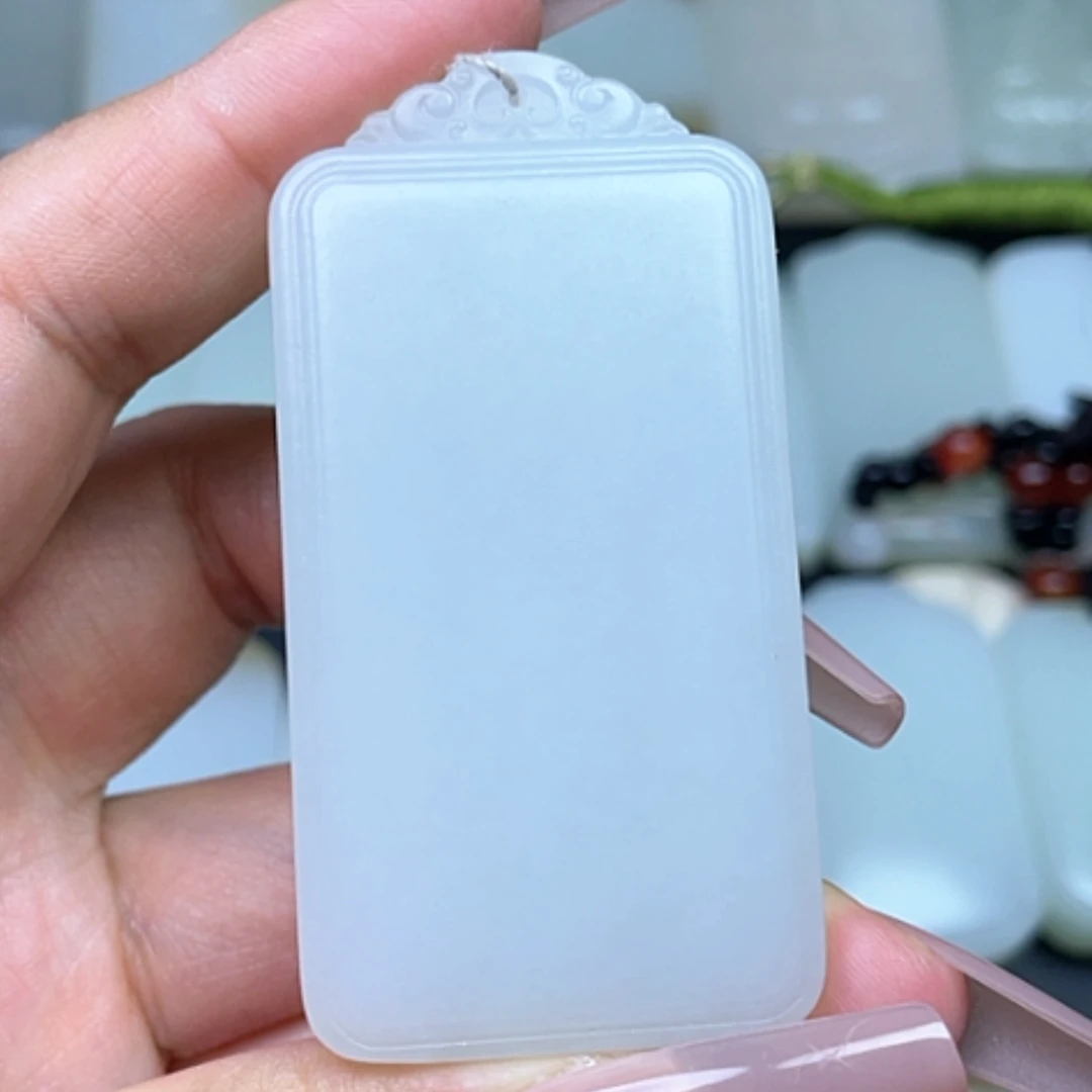 【闪购商品】颈饰未镶嵌和田玉