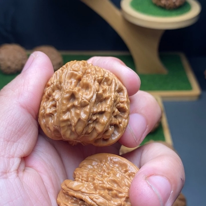 文玩核桃把件我**家白狮子39
