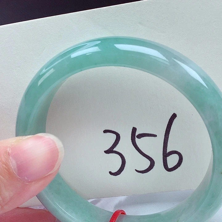 翡翠未镶嵌手镯翡翠