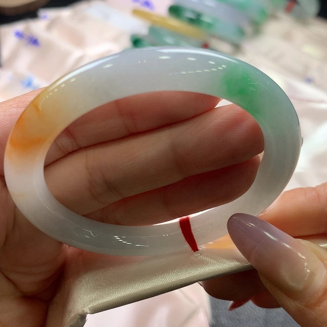 翡翠未镶嵌手镯53.2圆黄家绿