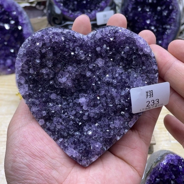 未镶嵌水晶大型摆件（非配饰）