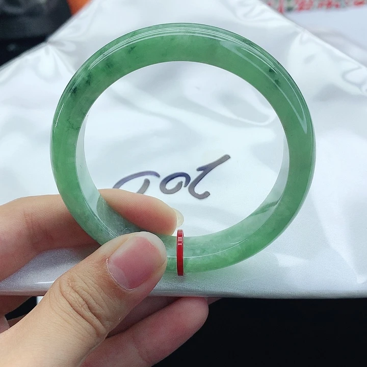 未镶嵌手镯翡翠200