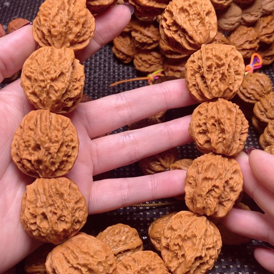 吊坠文玩核桃宠粉