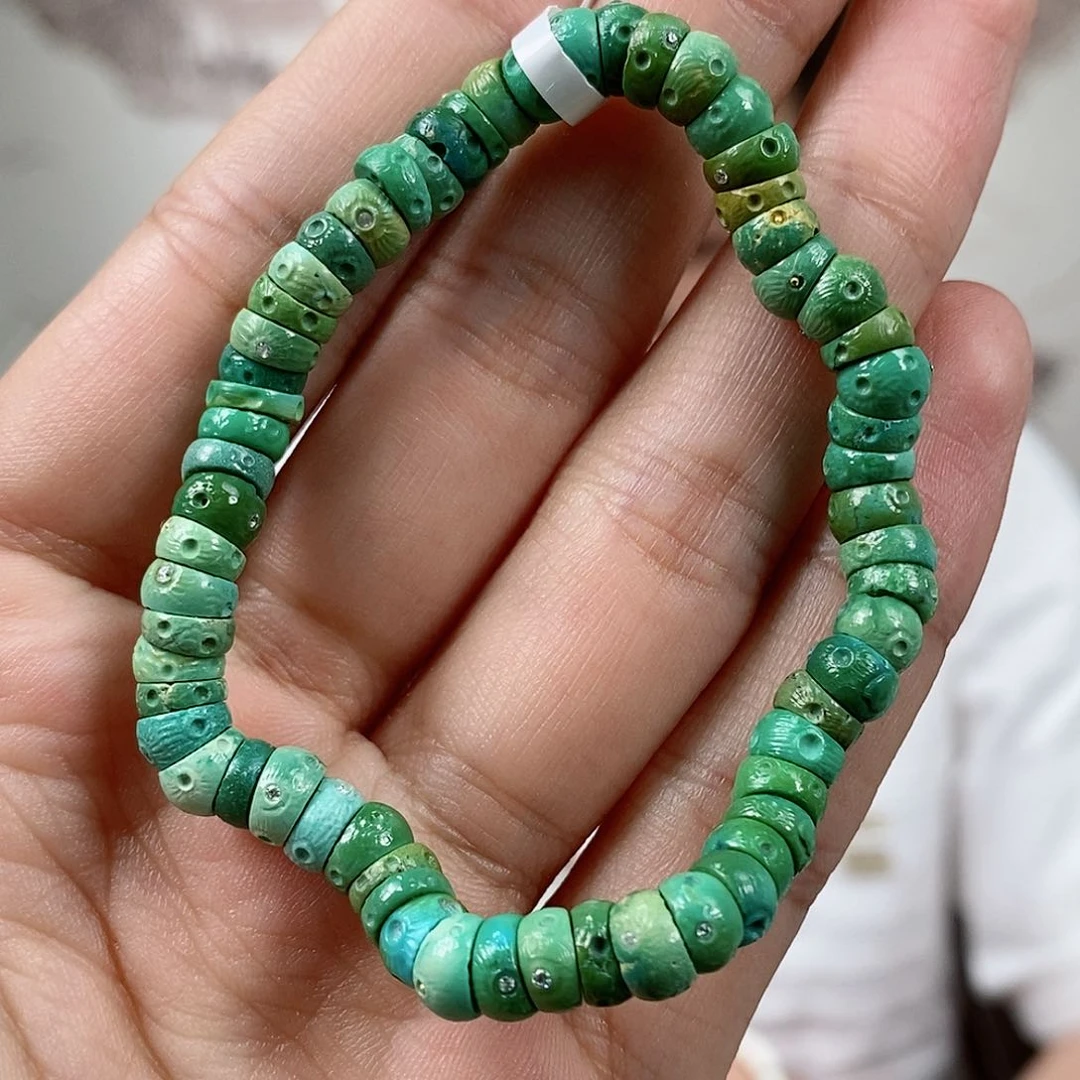 未镶嵌绿松石珠宝奇石