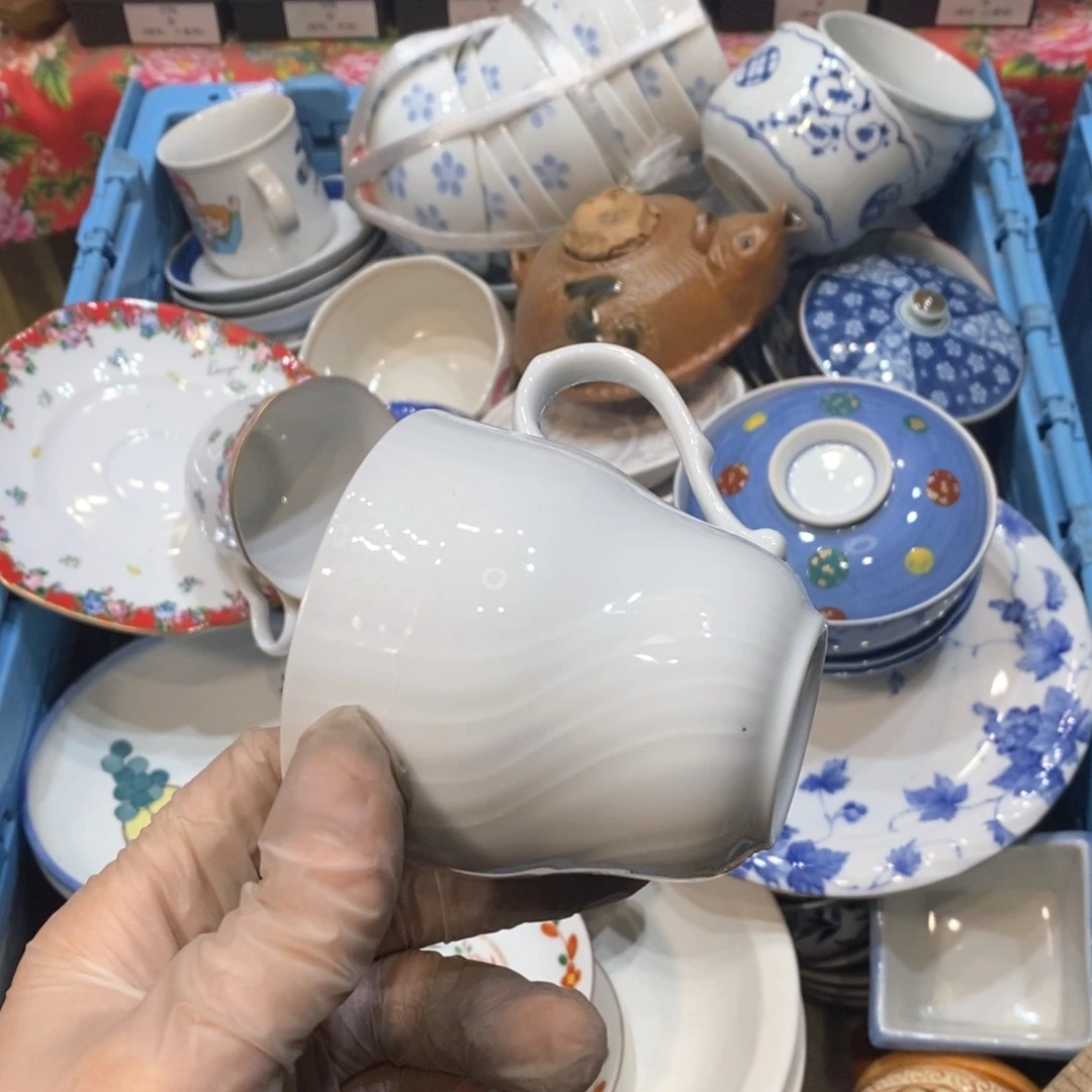 瓷片V***i几乎哈哈哈哈哈哈