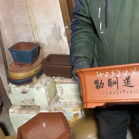 紫砂花盆手工制作