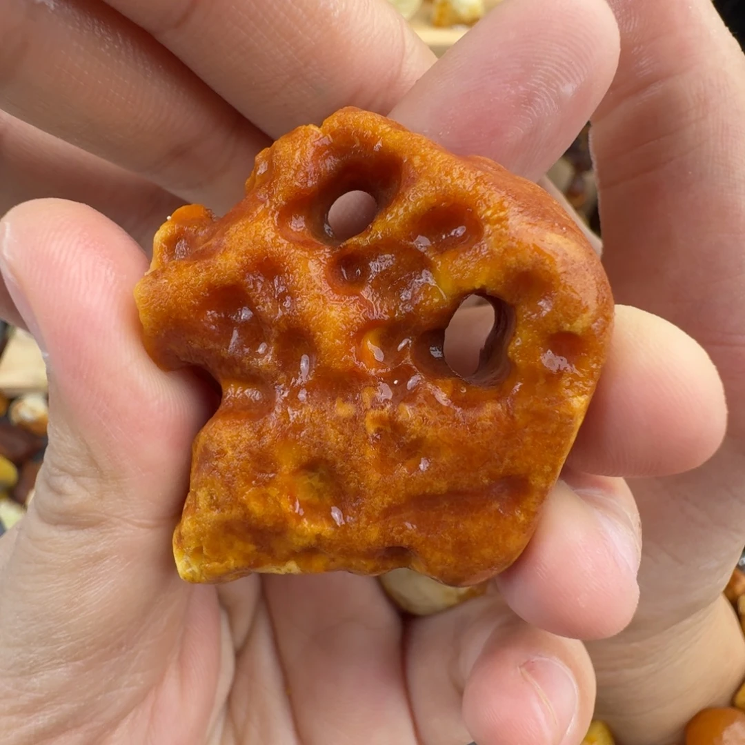 羽***作定制琥珀未镶嵌17.1克