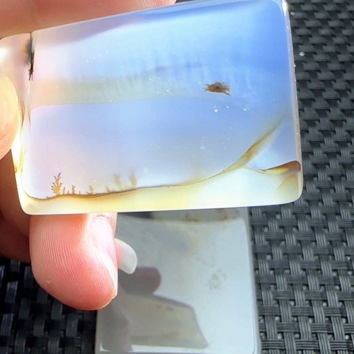 赵***.玛瑙/玉髓颈饰未镶嵌