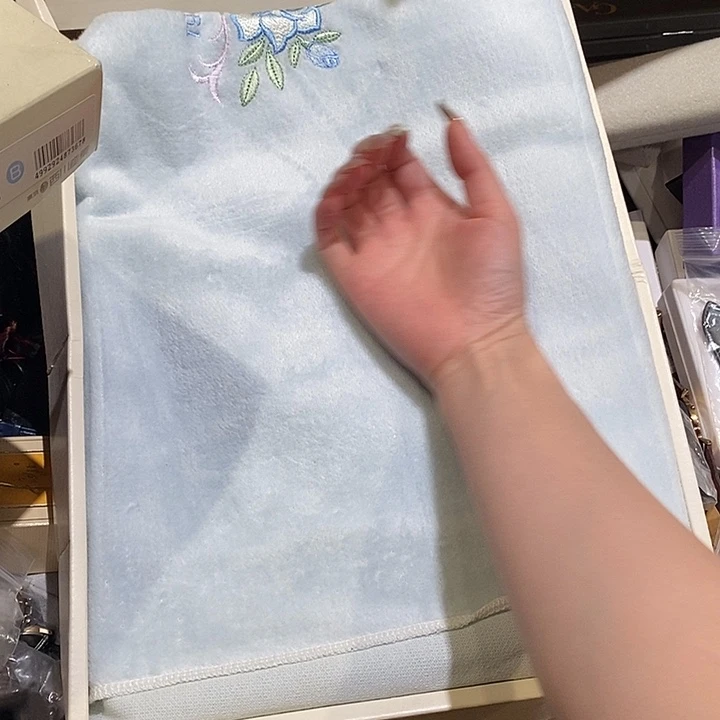 平***敌中古香水沐浴露持久留香