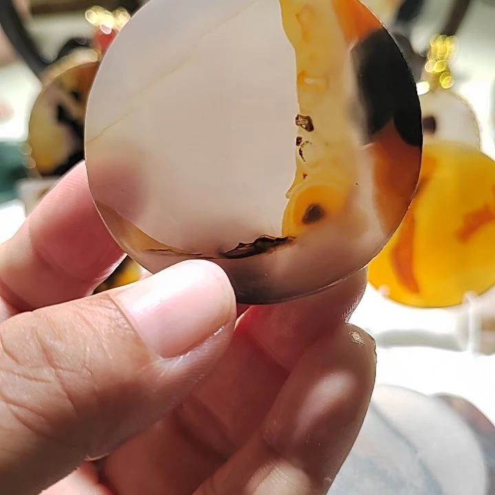 未镶嵌颈饰玛瑙/玉髓