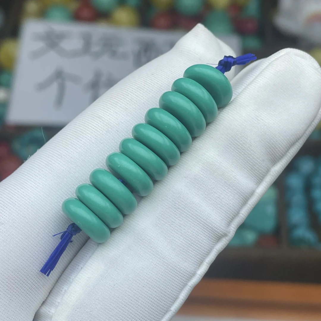 【A71】10mm隔片【10颗】高瓷绿满工精雕散珠文玩顶珠配珠配饰