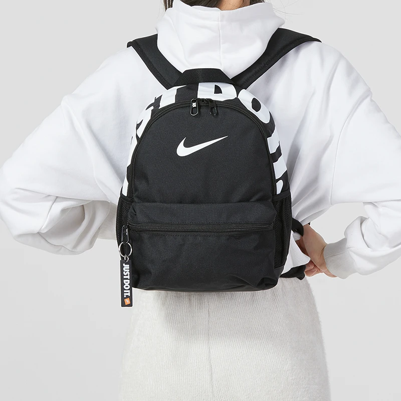 Nike耐克双肩包男包女包黑白撞色运动包学生书包休闲背包DR6091