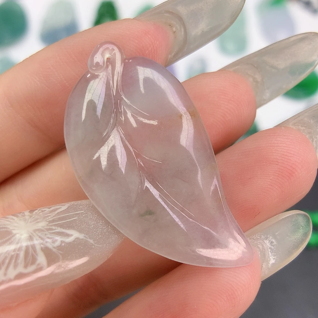 翡翠未镶嵌颈饰叶子