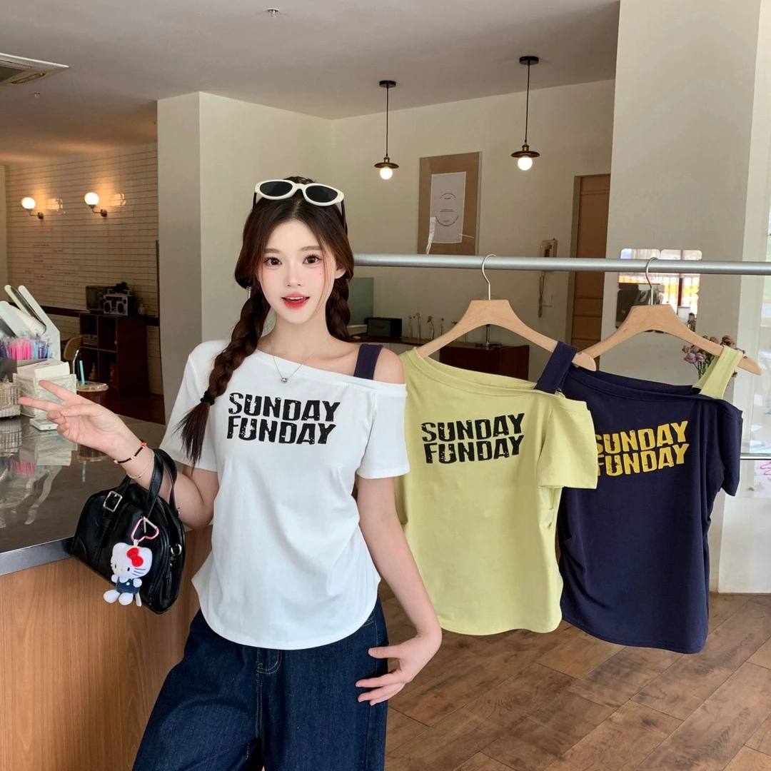 yoewshean/羽媗2025夏季新款设计感百搭露肩字母大码女装短袖t恤