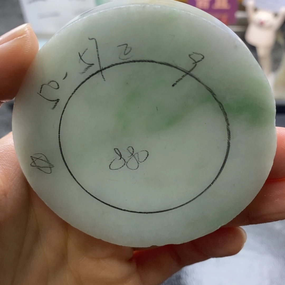 定制翡翠未镶嵌翡翠手镯