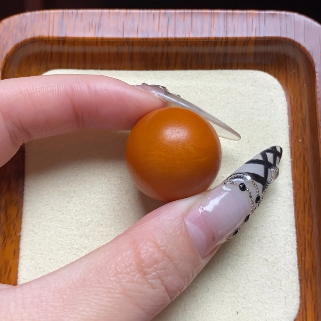 【闪购商品】蜜蜡裸石未镶嵌单珠