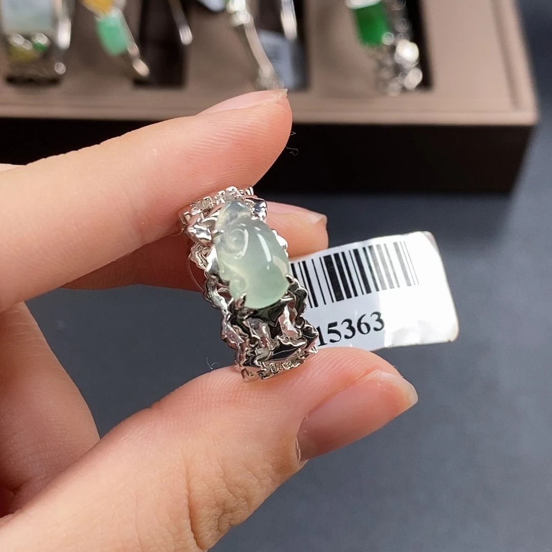 颈饰银S925镶嵌翡翠15363