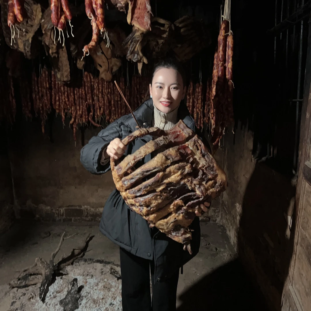 农家手工制作腊排骨！