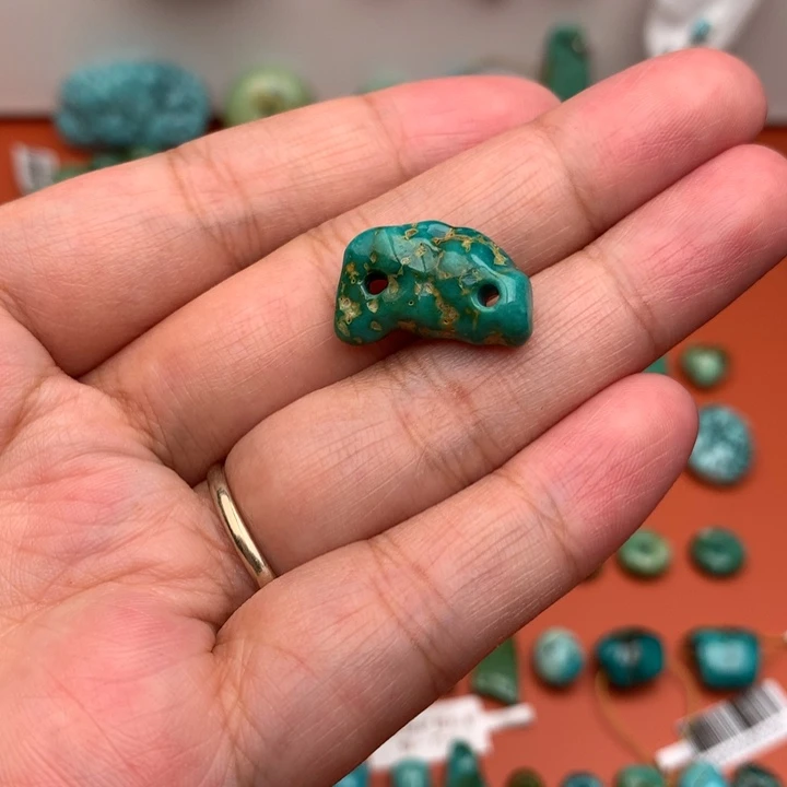 未镶嵌绿松石珠宝奇石