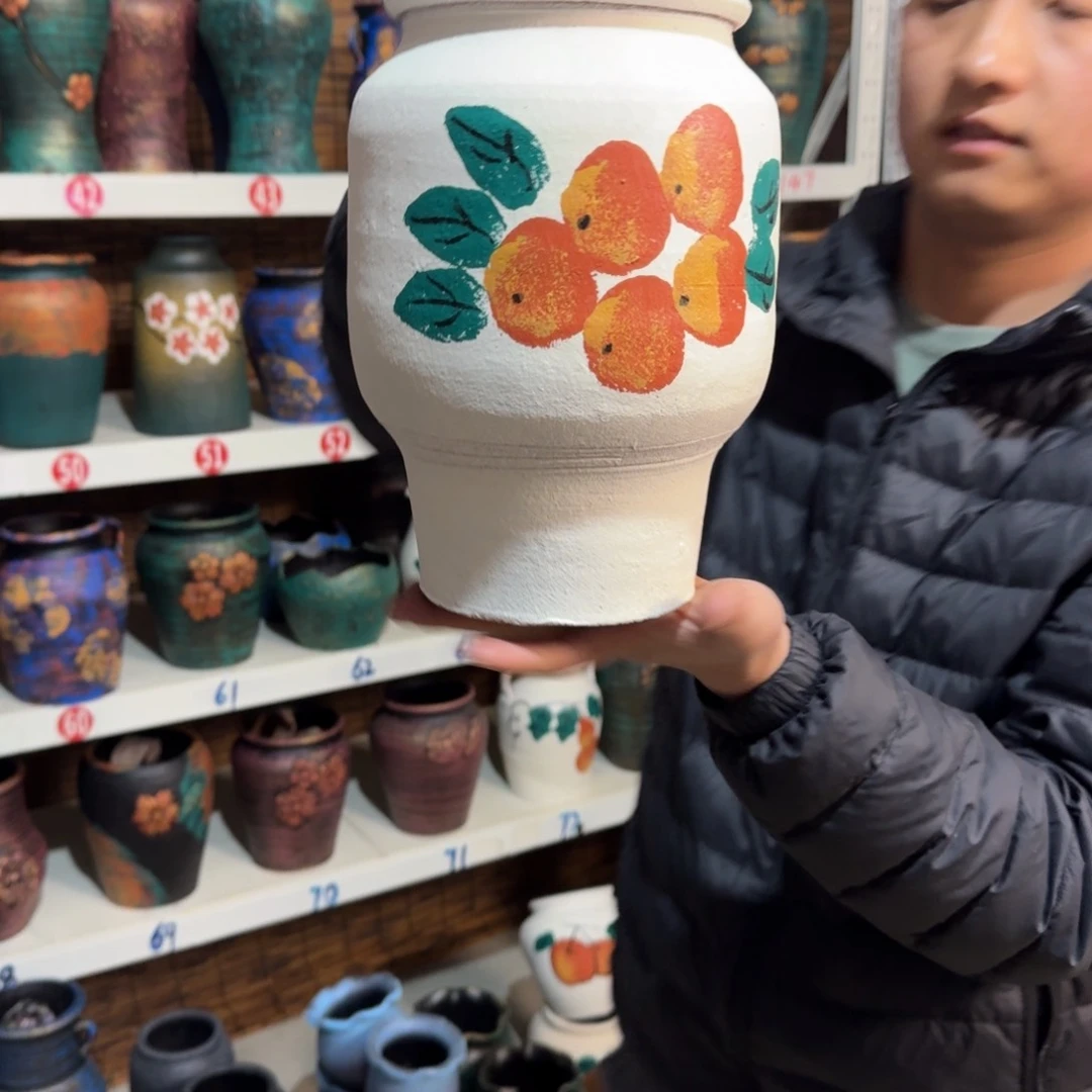 红陶红陶浮雕花盆炸炸炸